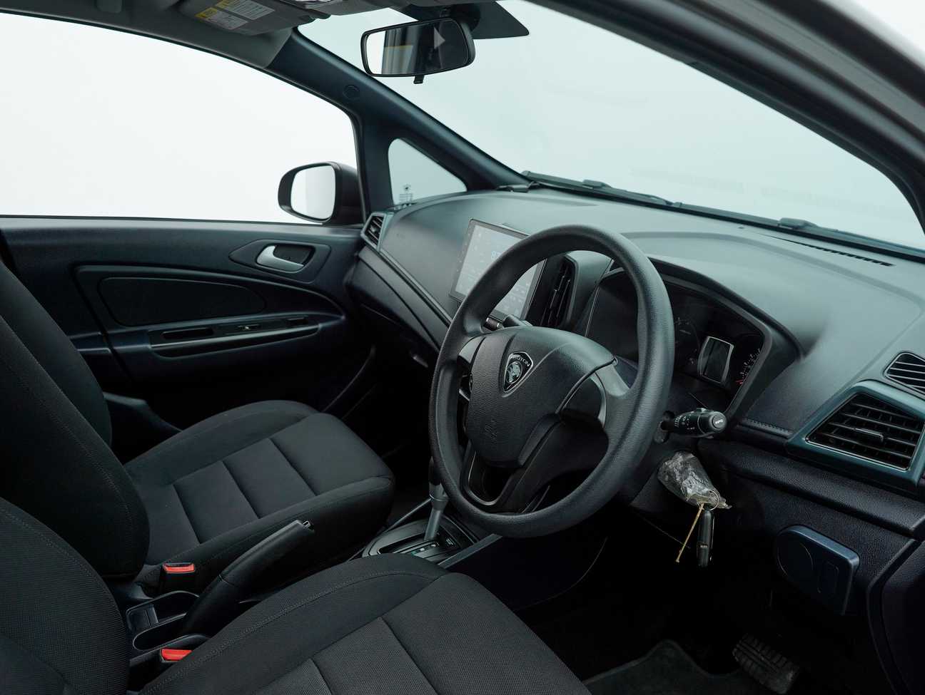 terpakai 2015 Proton Iriz Standard 1.3