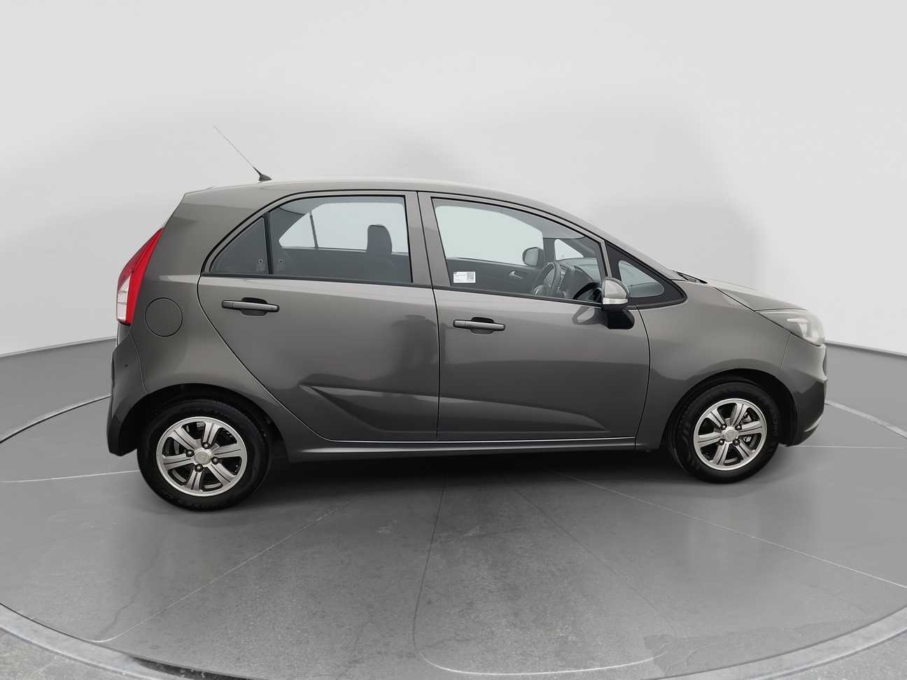 used 2016 Proton Iriz Standard 1.3