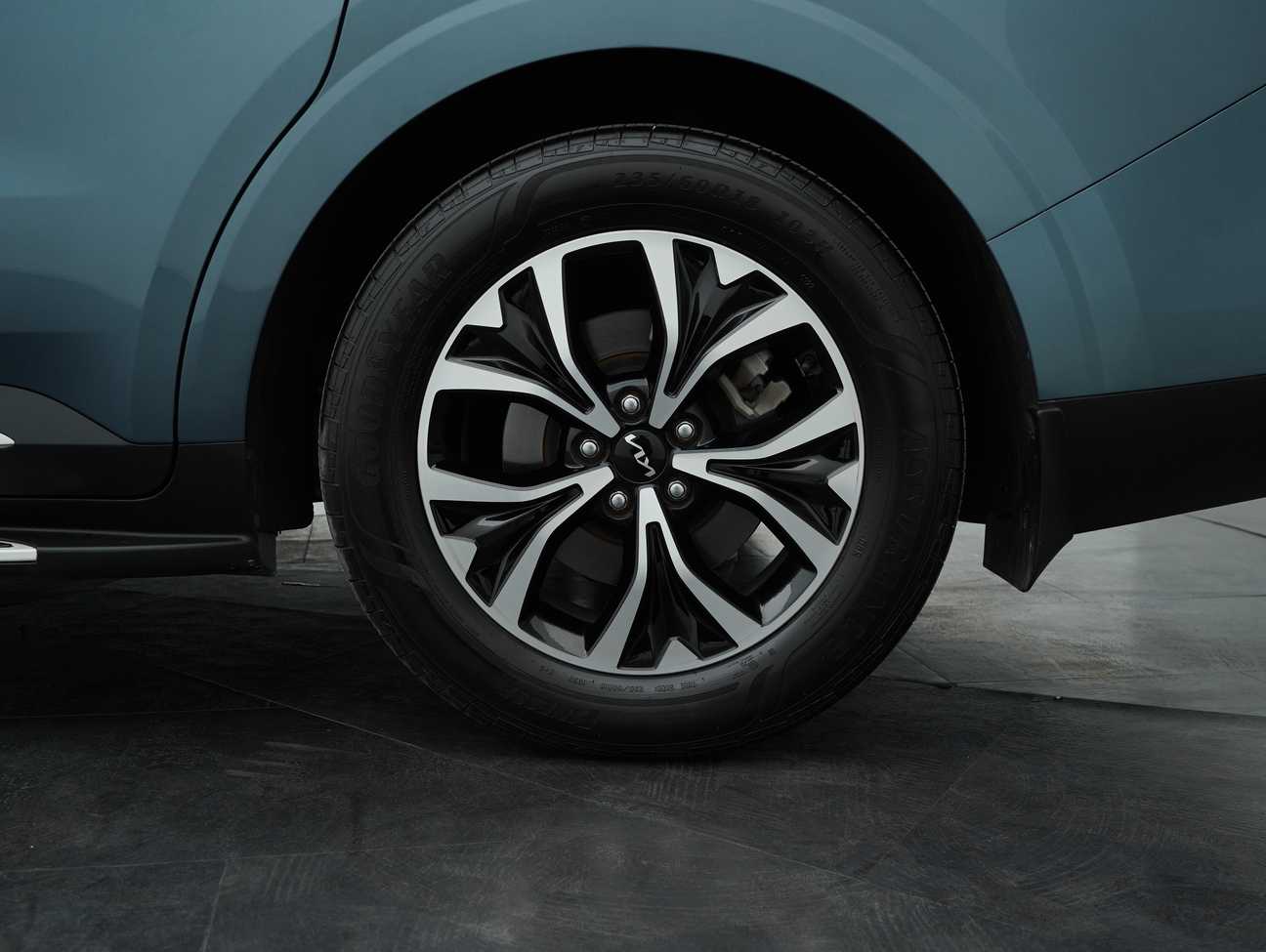 used 2022 Kia Carnival Mid 2.2