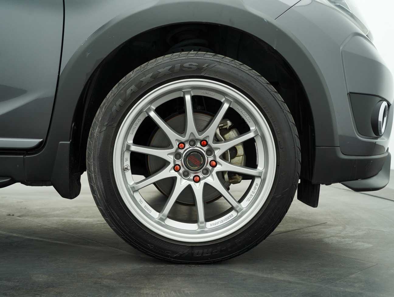 used 2018 Honda BR-V V 1.5