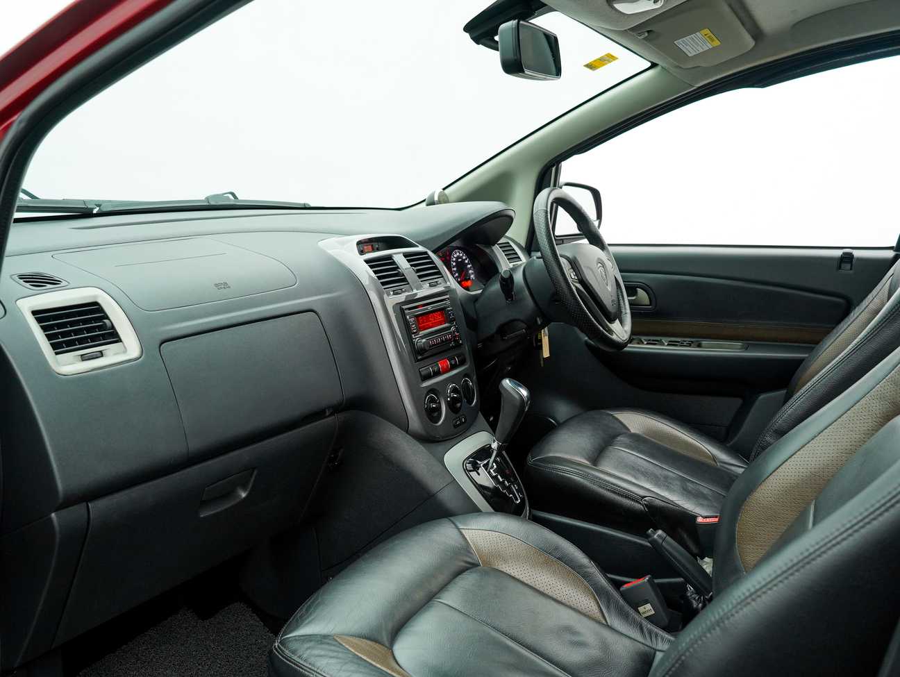 used 2014 Proton Exora Bold CFE Premium 1.6