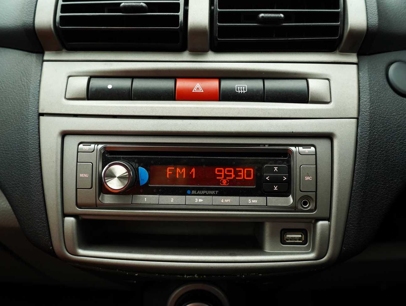 used 2015 Proton Persona SV 1.6