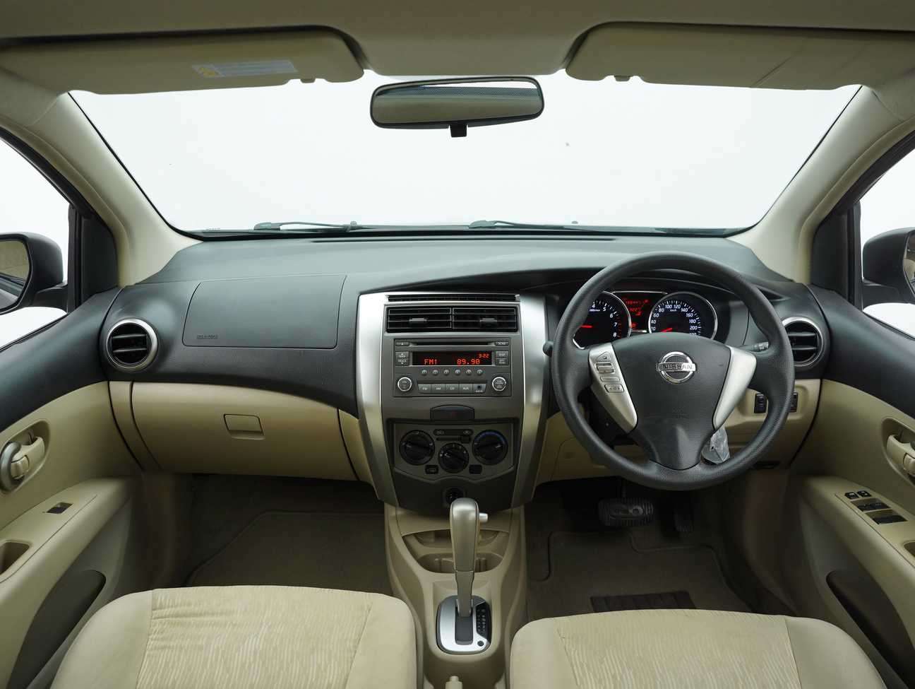 used 2014 Nissan Grand Livina Comfort 1.6