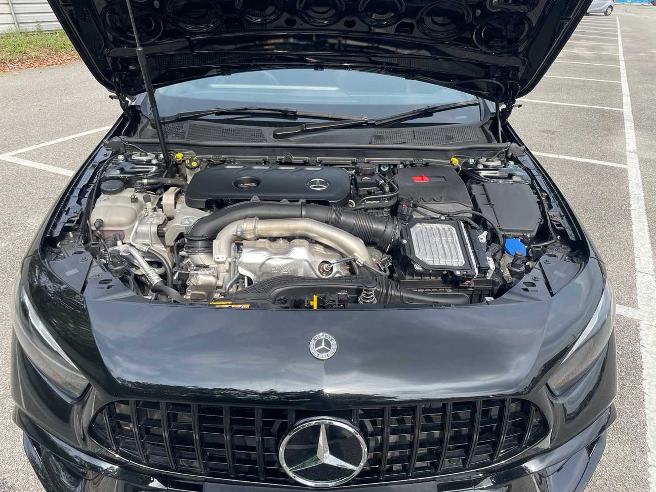 used 2024 Mercedes-Benz A250 4MATIC AMG Line 2.0