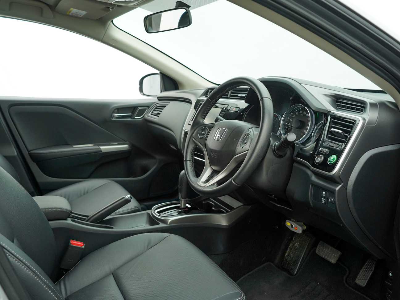 used 2018 Honda City V 1.5