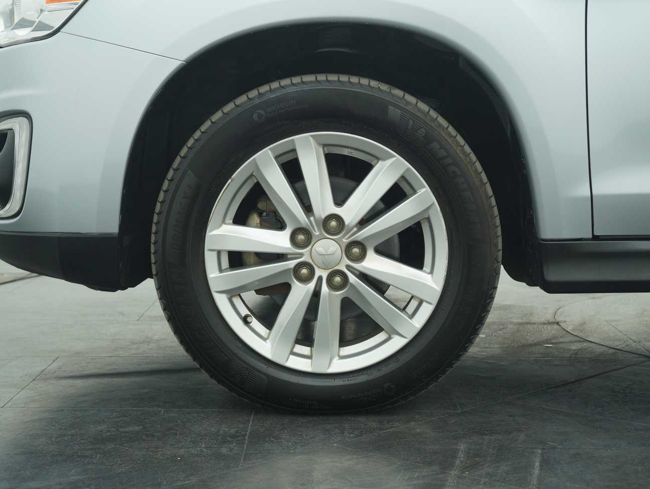 terpakai 2017 Mitsubishi ASX  2.0