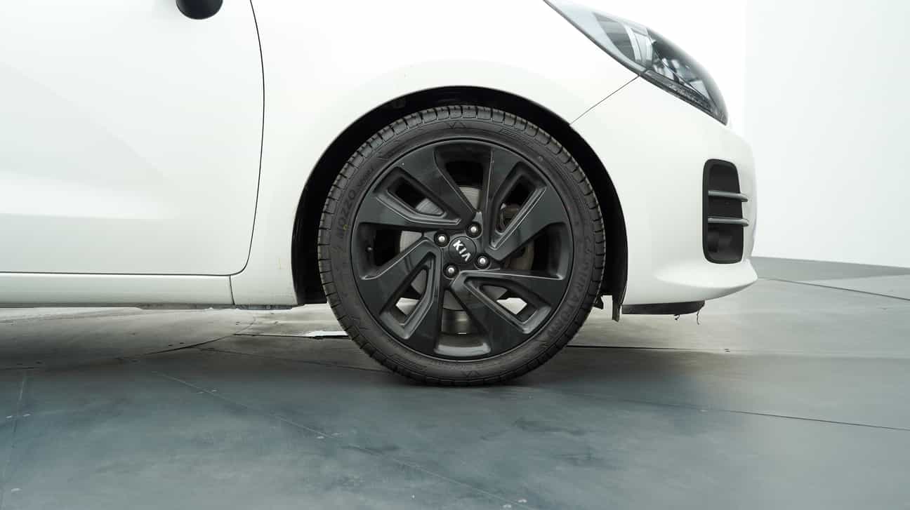 used 2015 Kia RIO UB 1.4