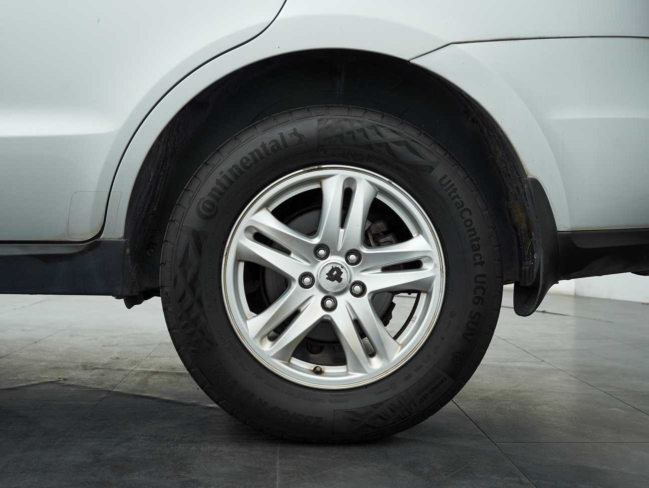 terpakai 2013 Inokom Santa Fe Elegance 2.2