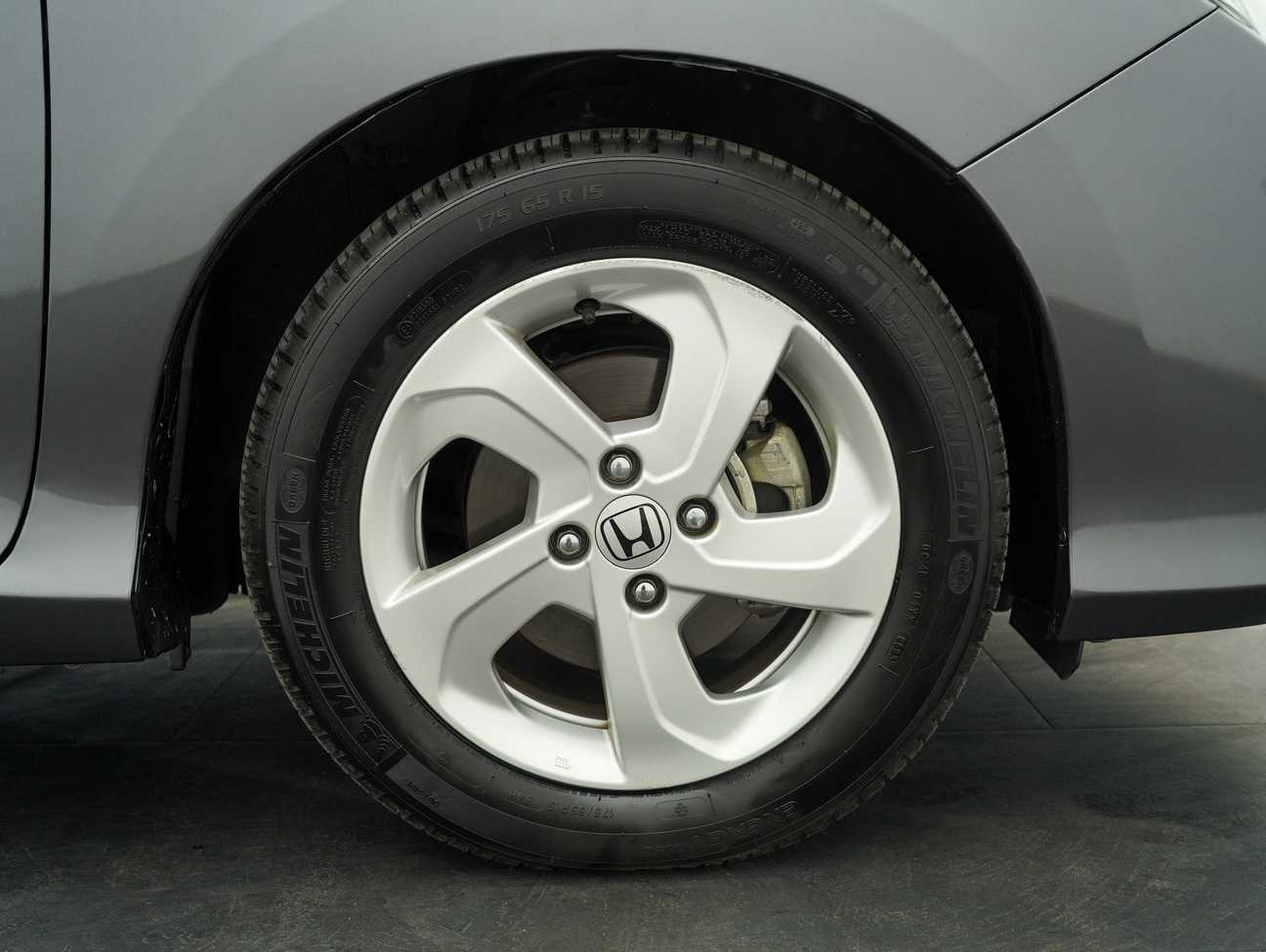 terpakai 2015 Honda City E 1.5