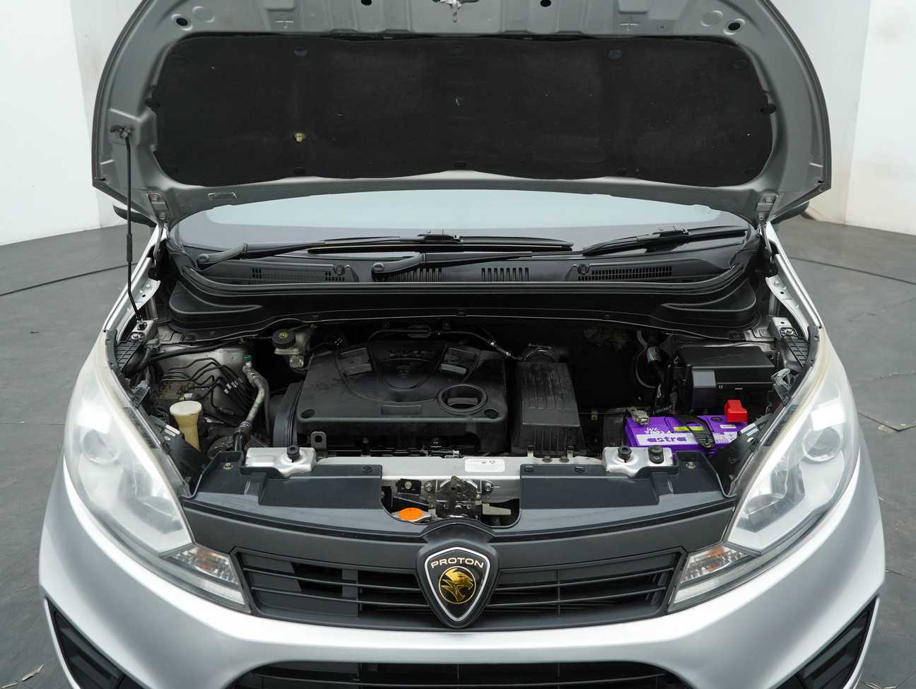 terpakai 2015 Proton Iriz Standard 1.3