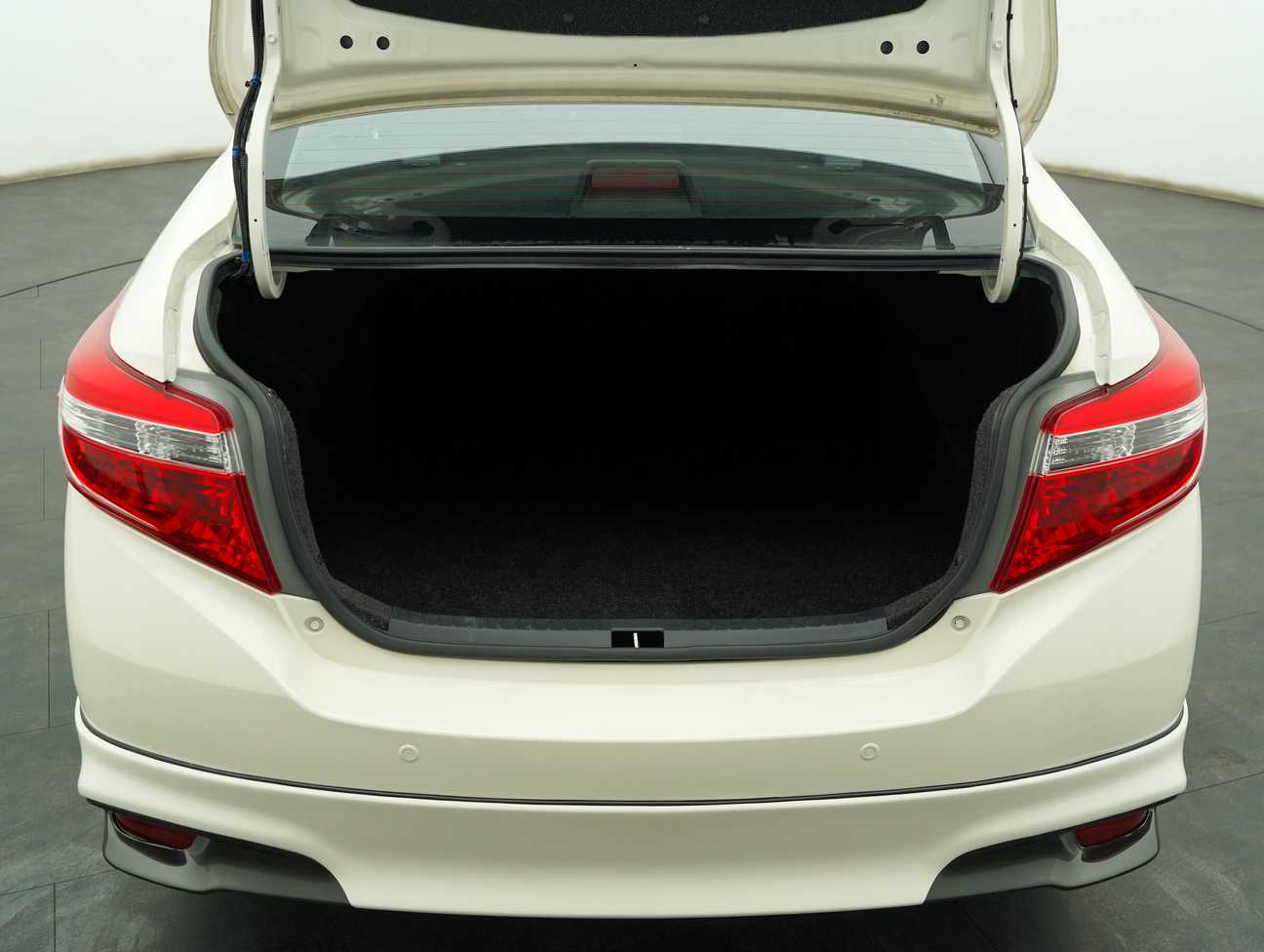 used 2015 Toyota Vios J 1.5