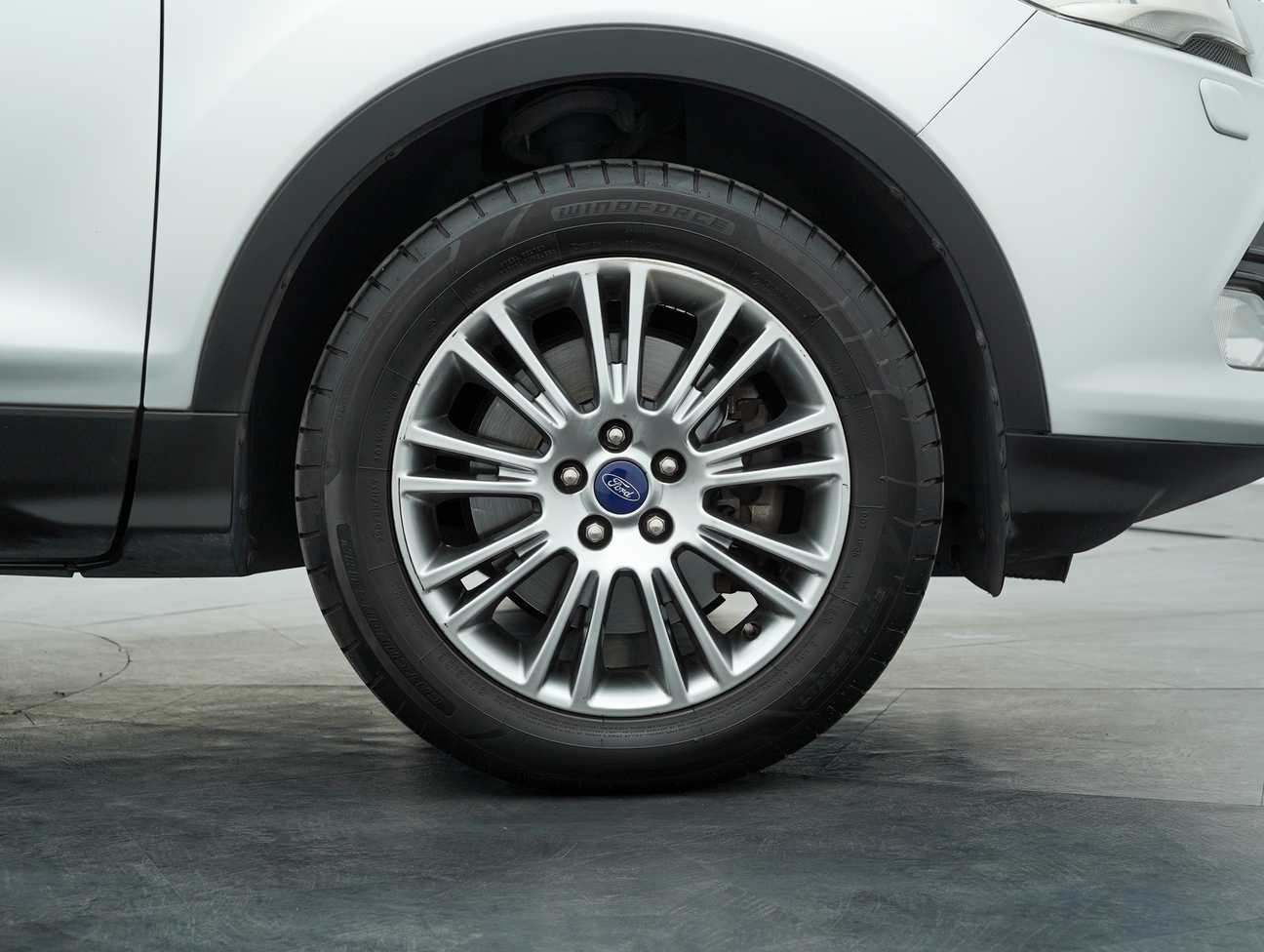 terpakai 2013 Ford Kuga Titanium Ecoboost 1.6