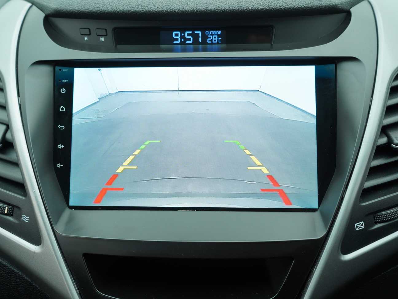 terpakai 2015 Hyundai Elantra Elegance 1.6