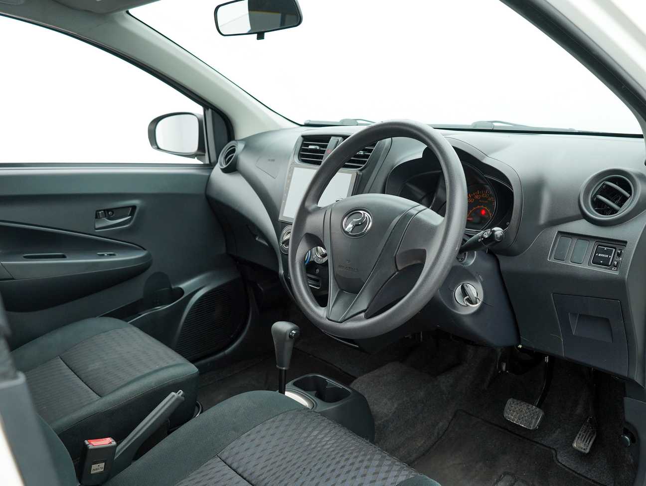 terpakai 2015 Perodua AXIA G 1.0