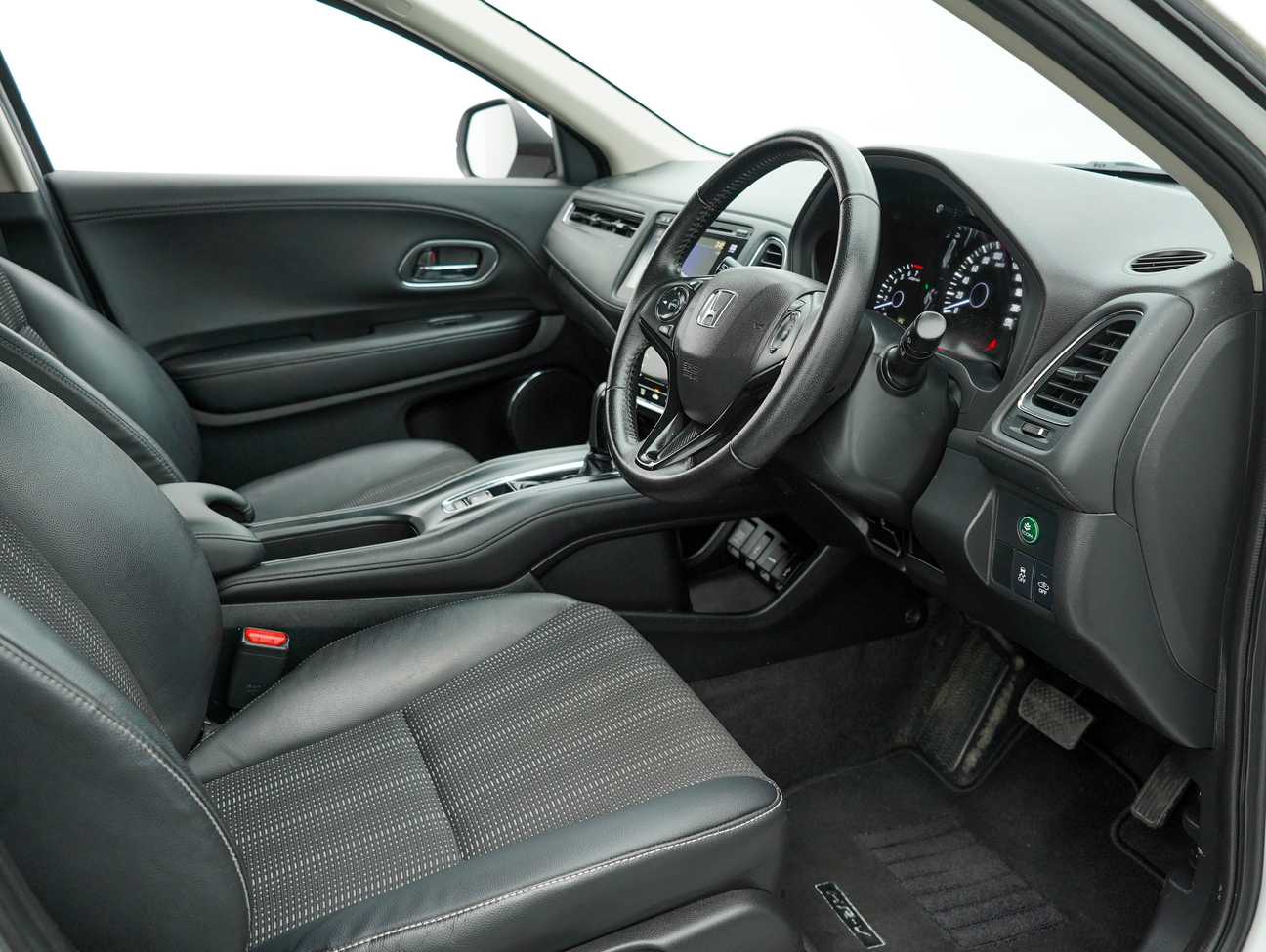 used 2018 Honda HR-V V 1.8