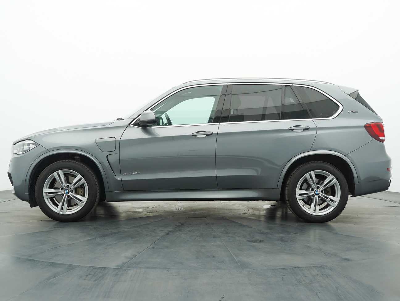 used 2018 BMW X5 XDRIVE40E 2.0