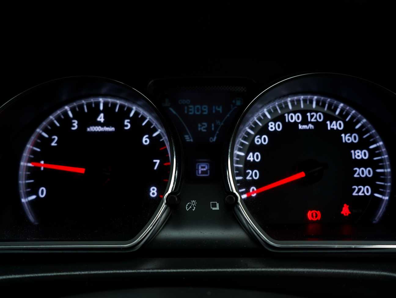 used 2015 Nissan Almera VL 1.5