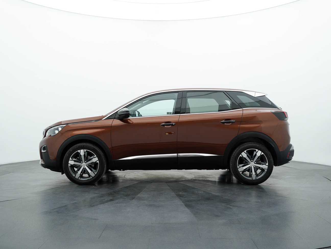 terpakai 2019 Peugeot 3008 THP Active 1.6