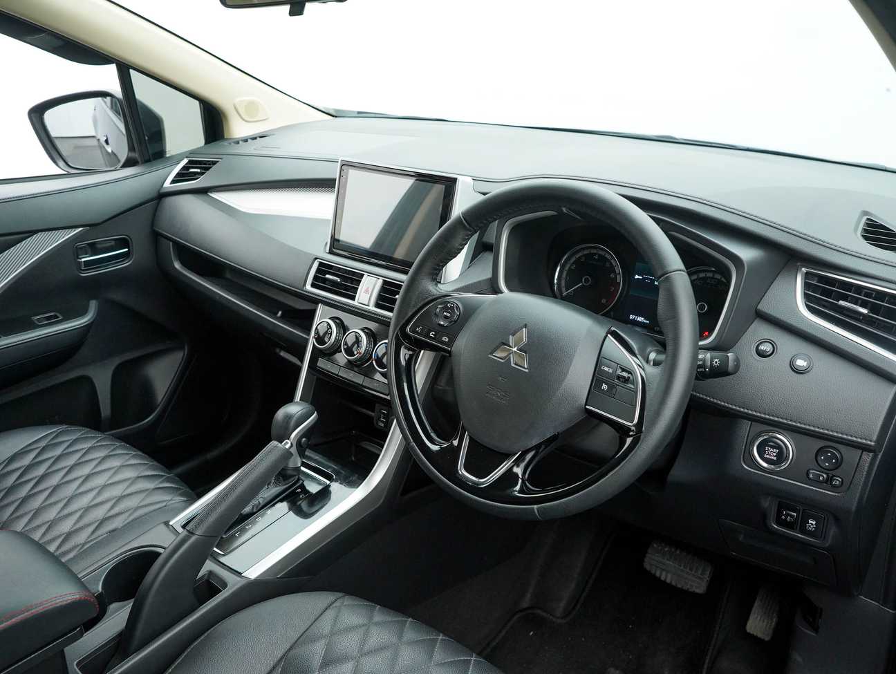 terpakai 2023 Mitsubishi Xpander  1.5
