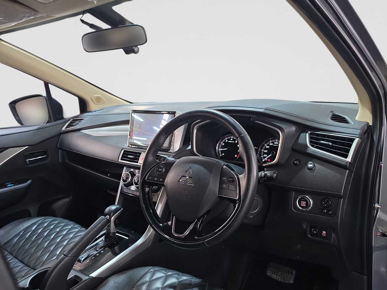 used 2022 Mitsubishi Xpander  1.5