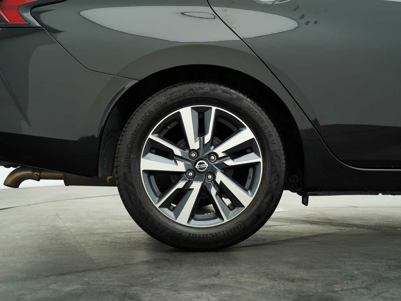 used 2021 Nissan Almera VLT 1.0