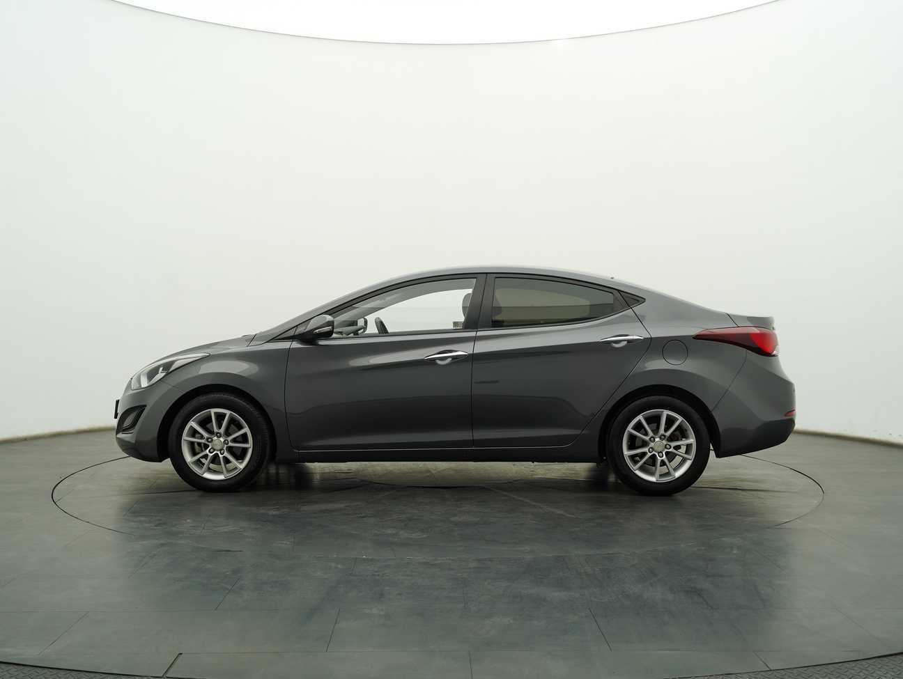 terpakai 2015 Hyundai Elantra Premium 1.6