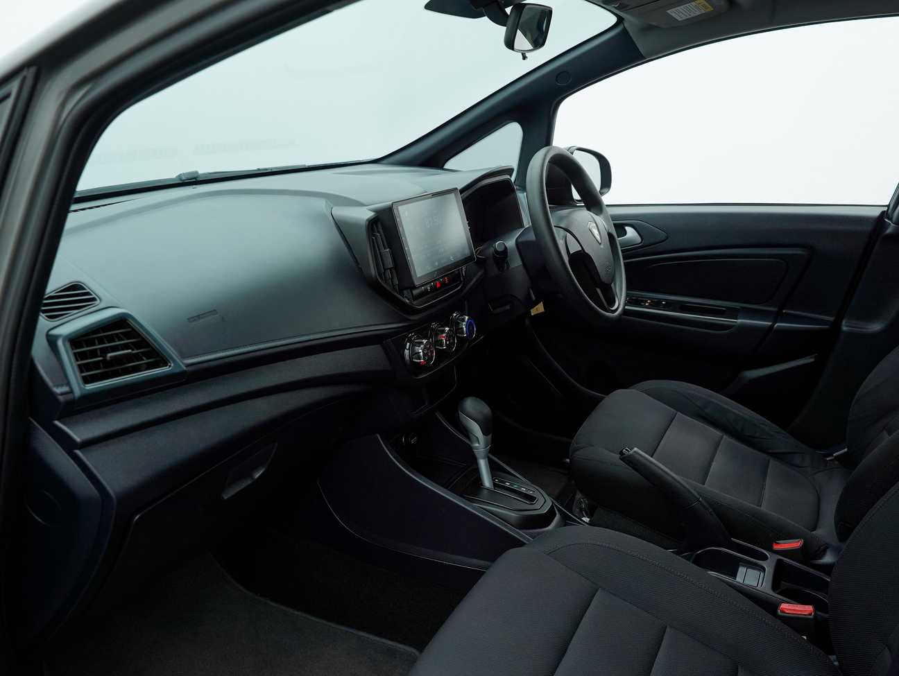 terpakai 2015 Proton Iriz Standard 1.3