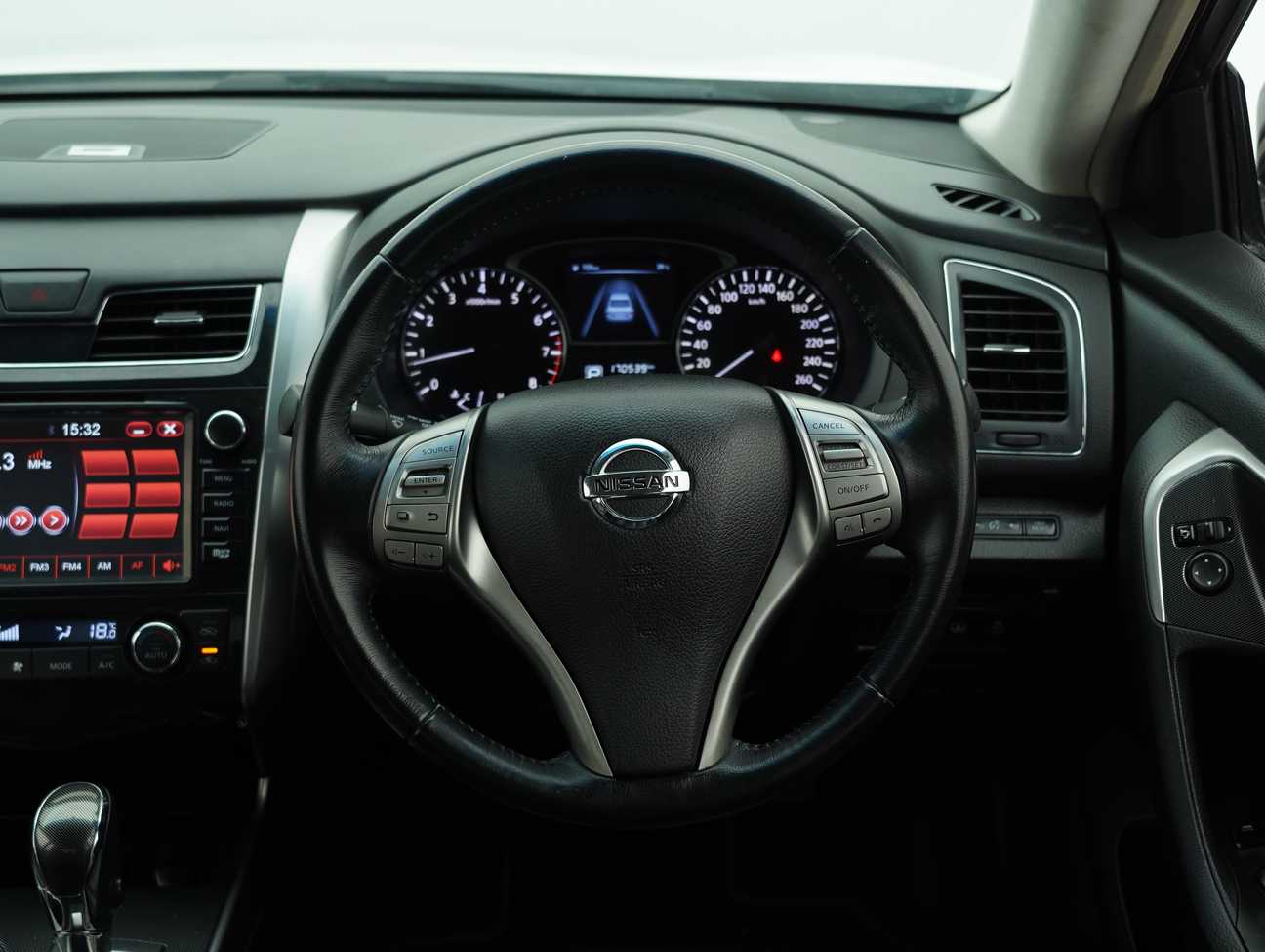 used 2015 Nissan Teana XV 2.5