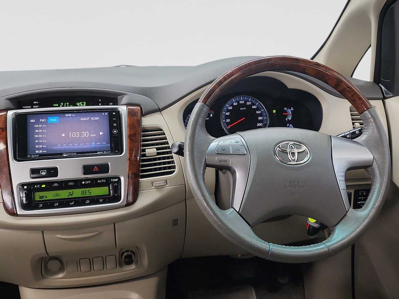 used 2016 Toyota Innova G 2.0