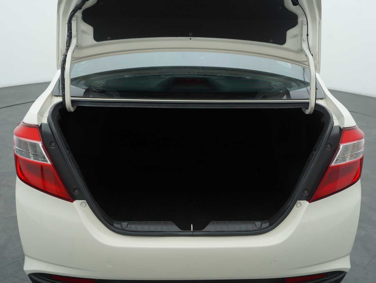 terpakai 2018 Perodua Bezza X Premium 1.3