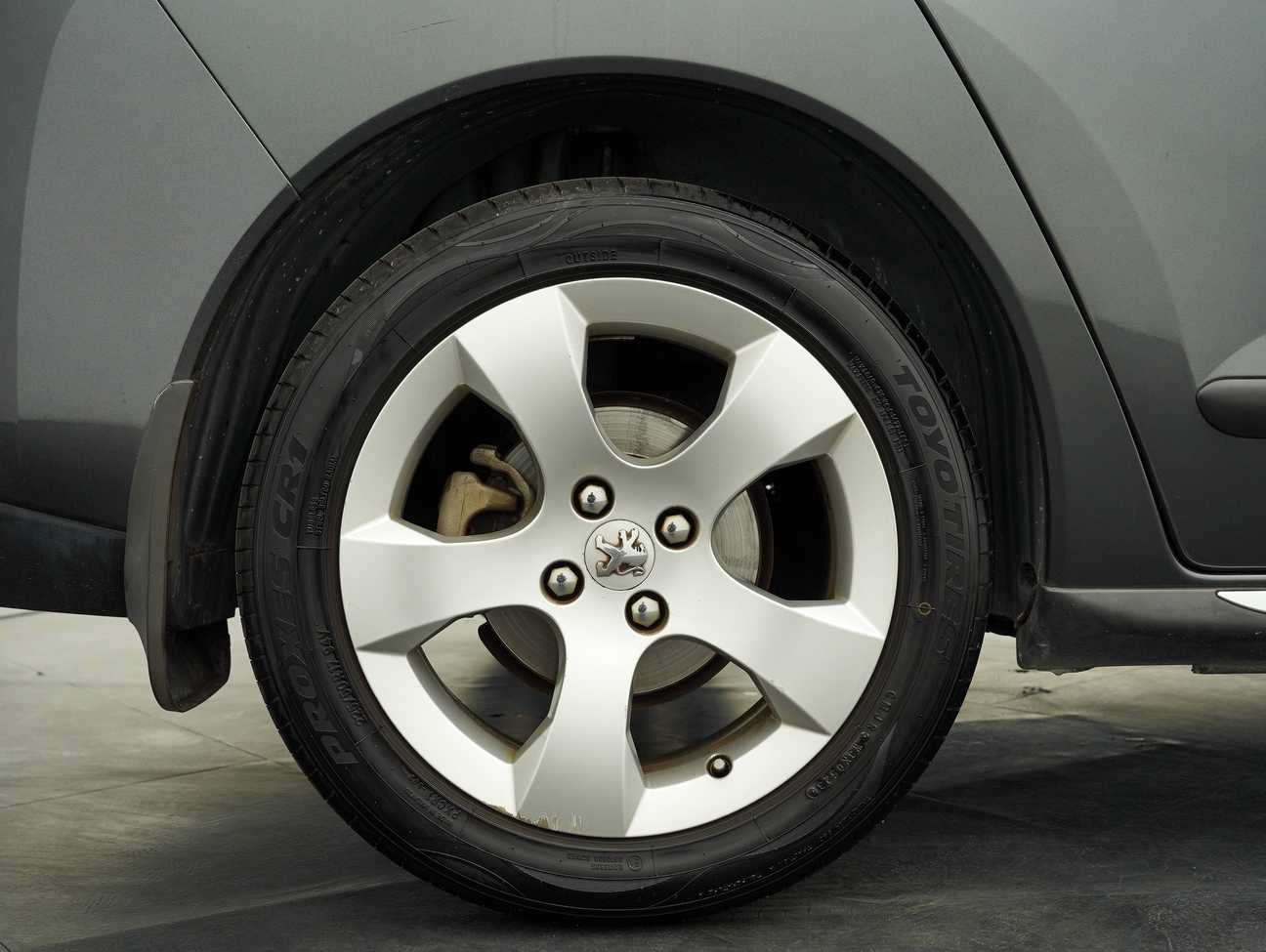 used 2013 Peugeot 3008  1.6