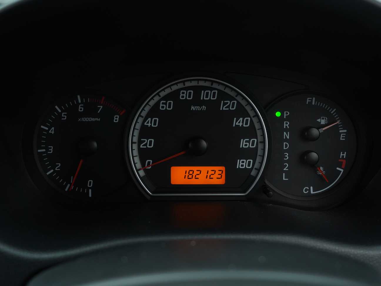 terpakai 2011 Suzuki Swift  1.5