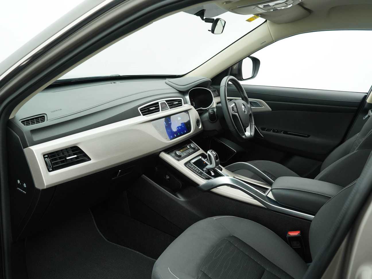 used 2021 Proton X70 Standard 1.8