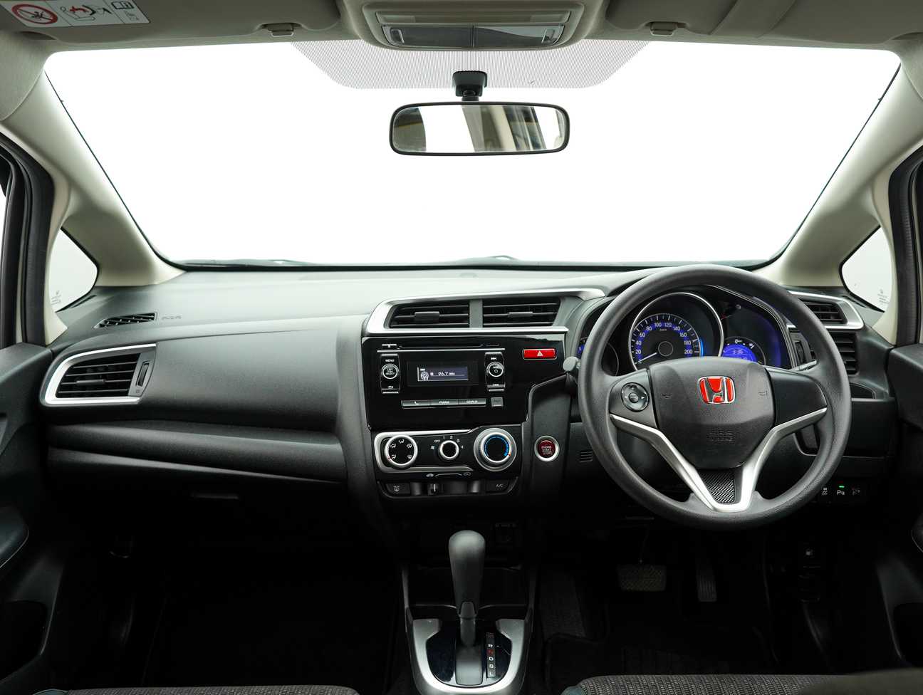 used 2016 Honda Jazz E 1.5