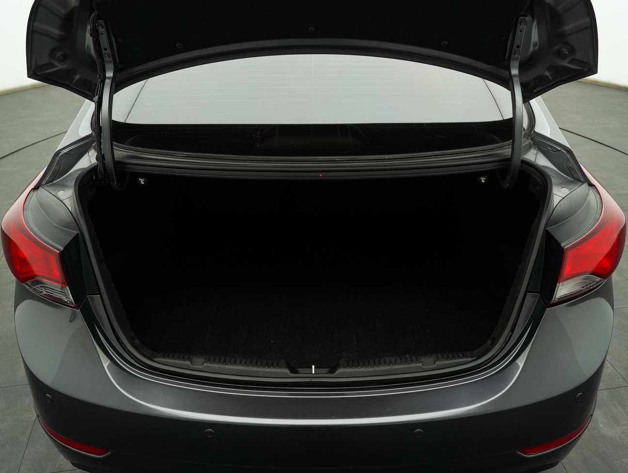 terpakai 2015 Hyundai Elantra Premium 1.6