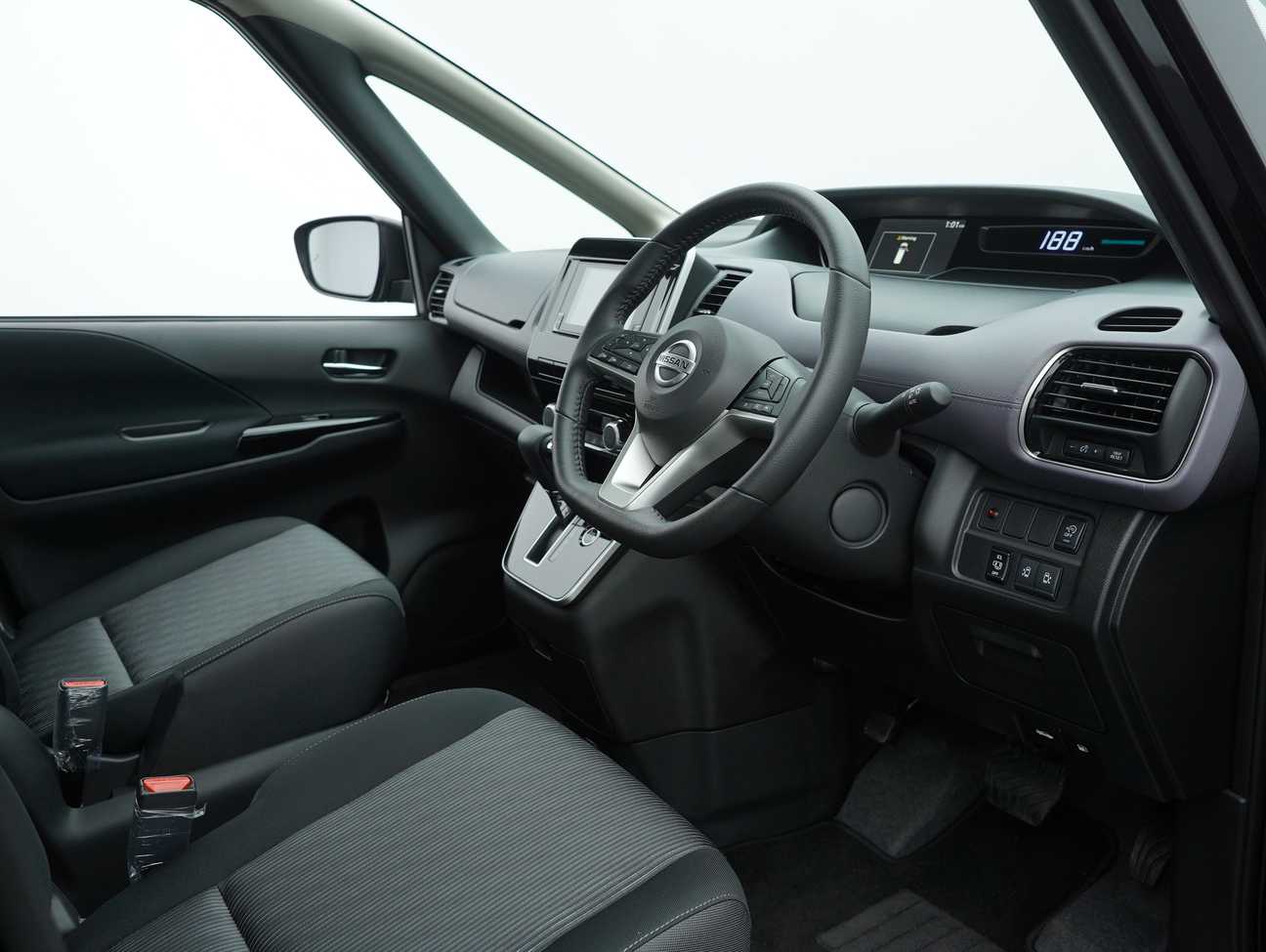 used 2025 Nissan Serena S-Hybrid High-Way Star 2.0