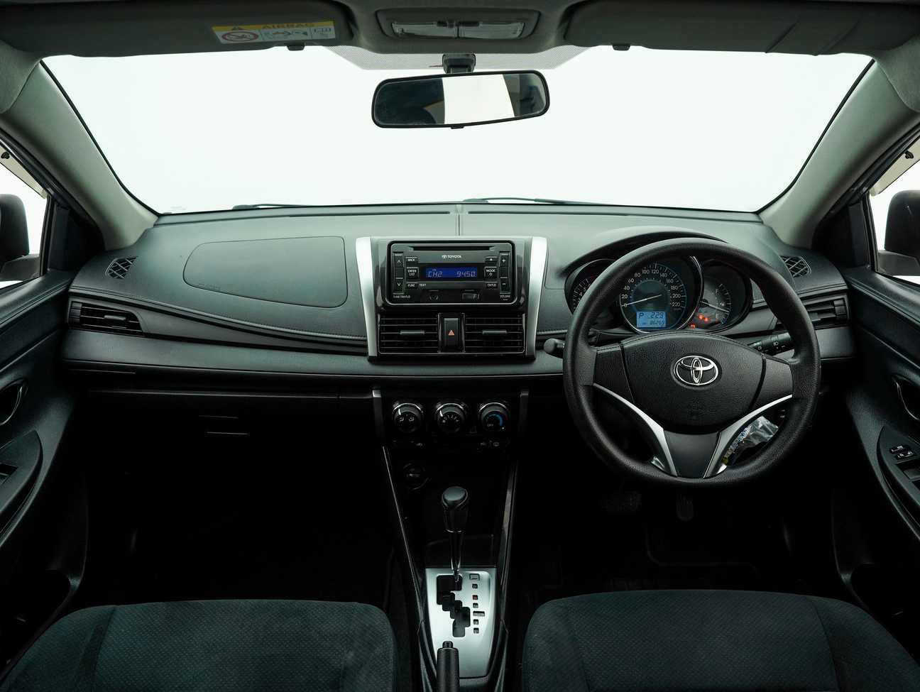 terpakai 2014 Toyota Vios J 1.5