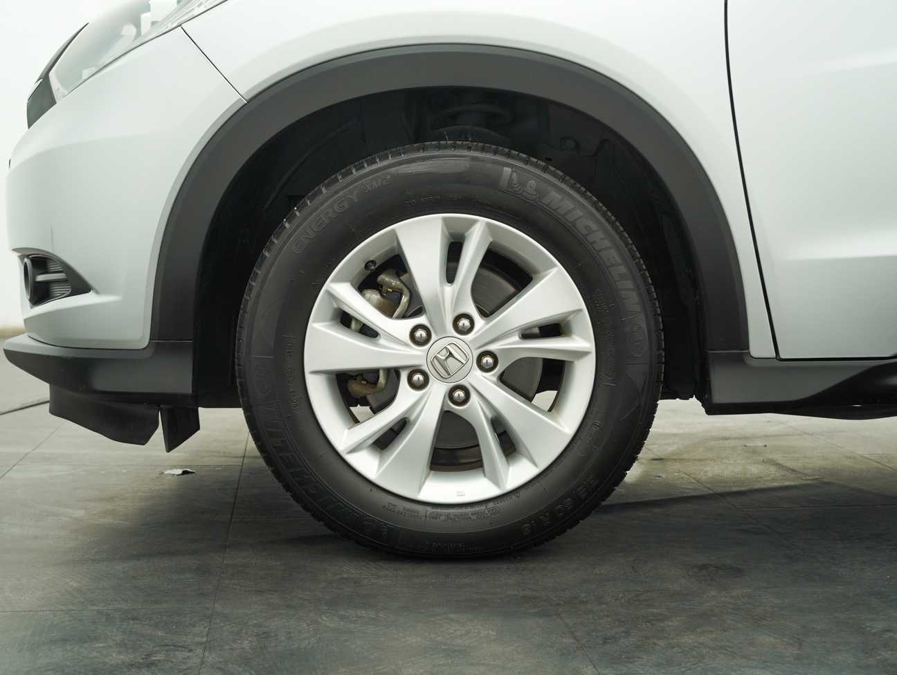 used 2016 Honda HR-V V 1.8