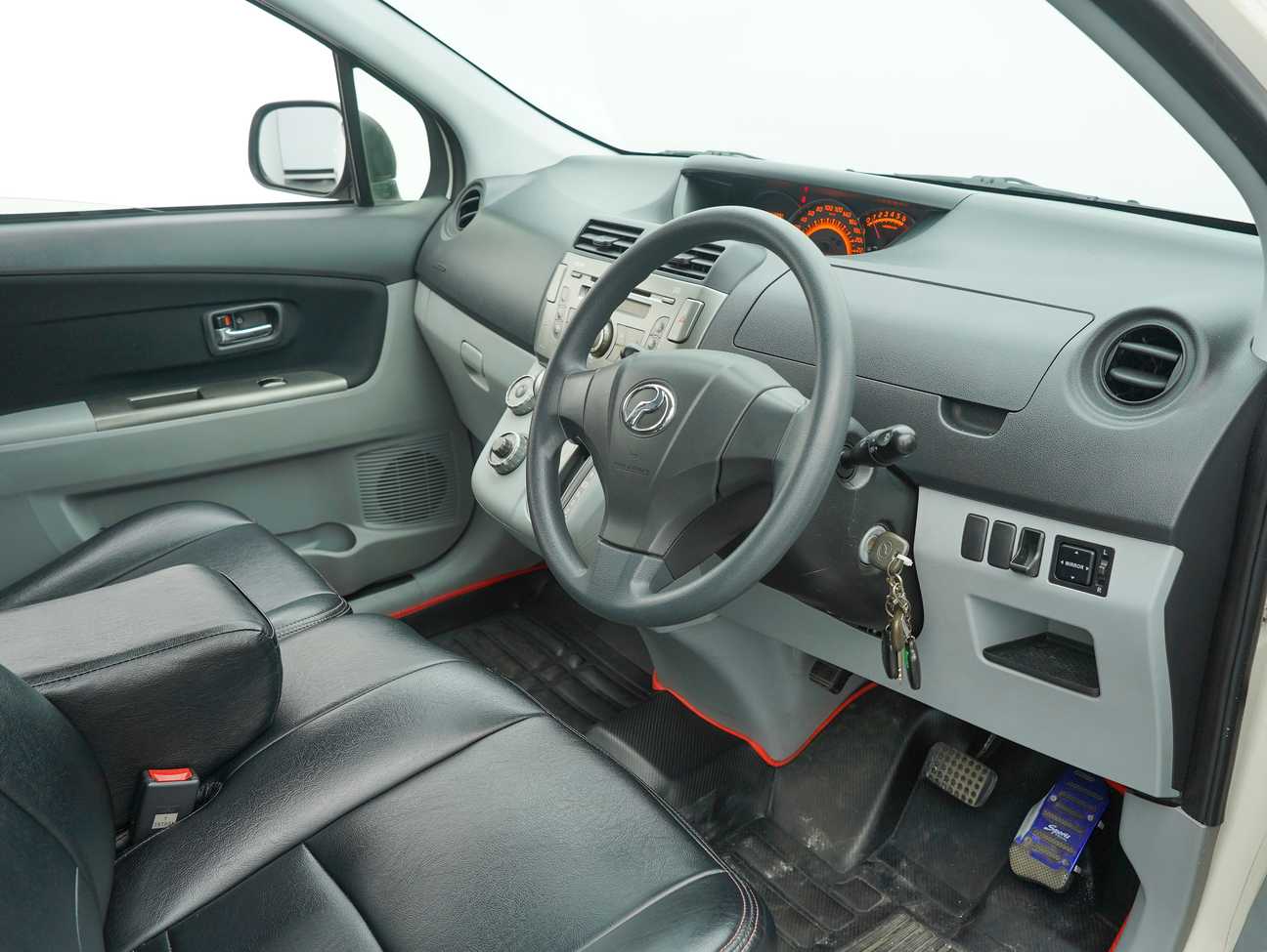 terpakai 2013 Perodua ALZA EZ 1.5