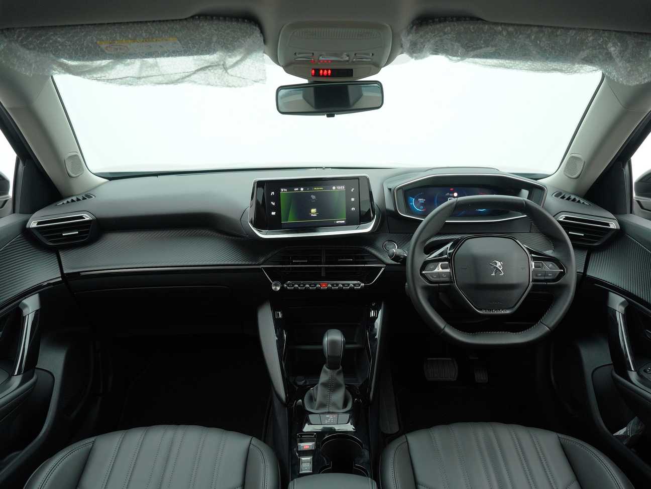 used 2025 Peugeot 2008 Allure 1.2