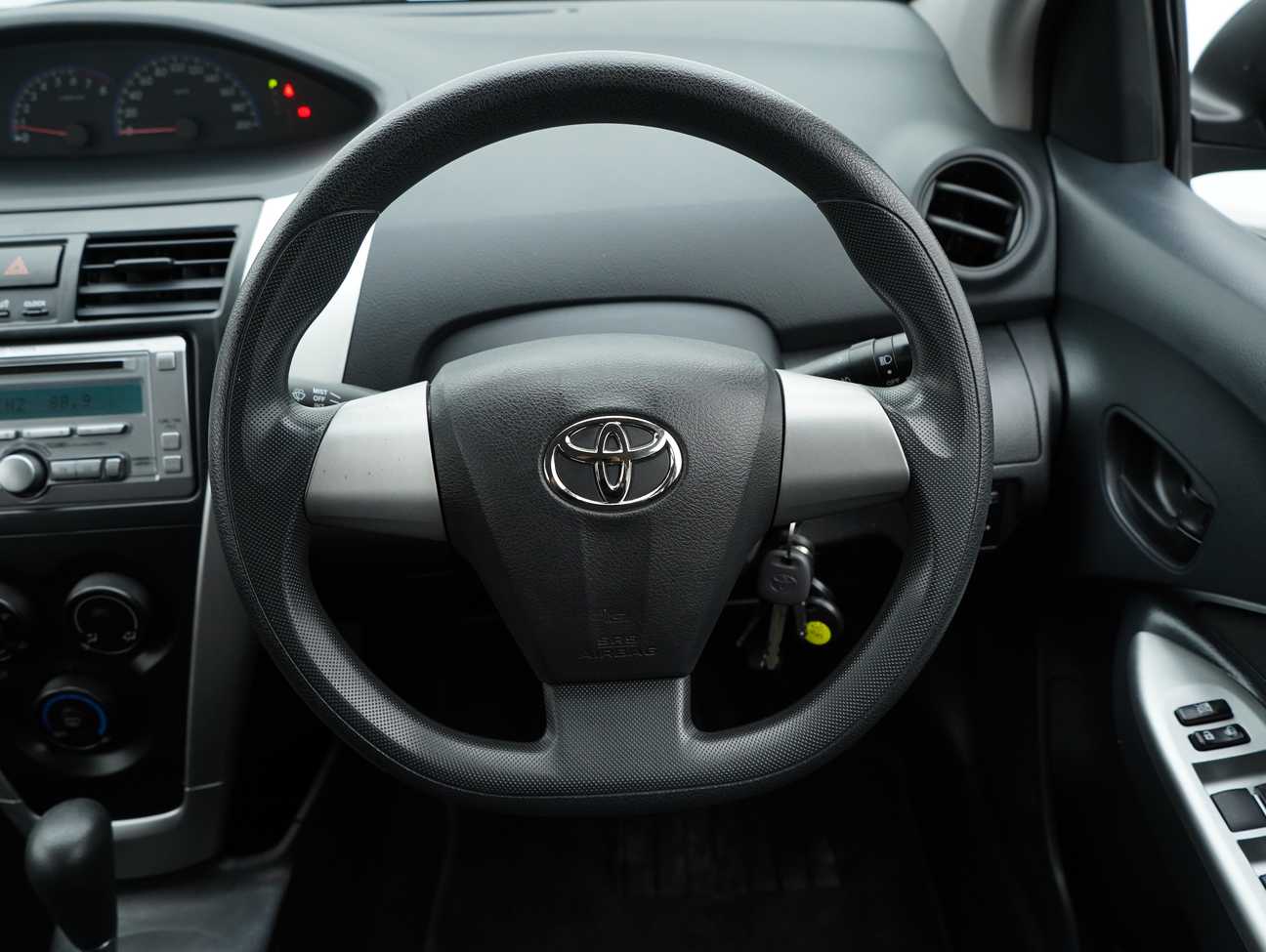 terpakai 2010 Toyota Vios E 1.5
