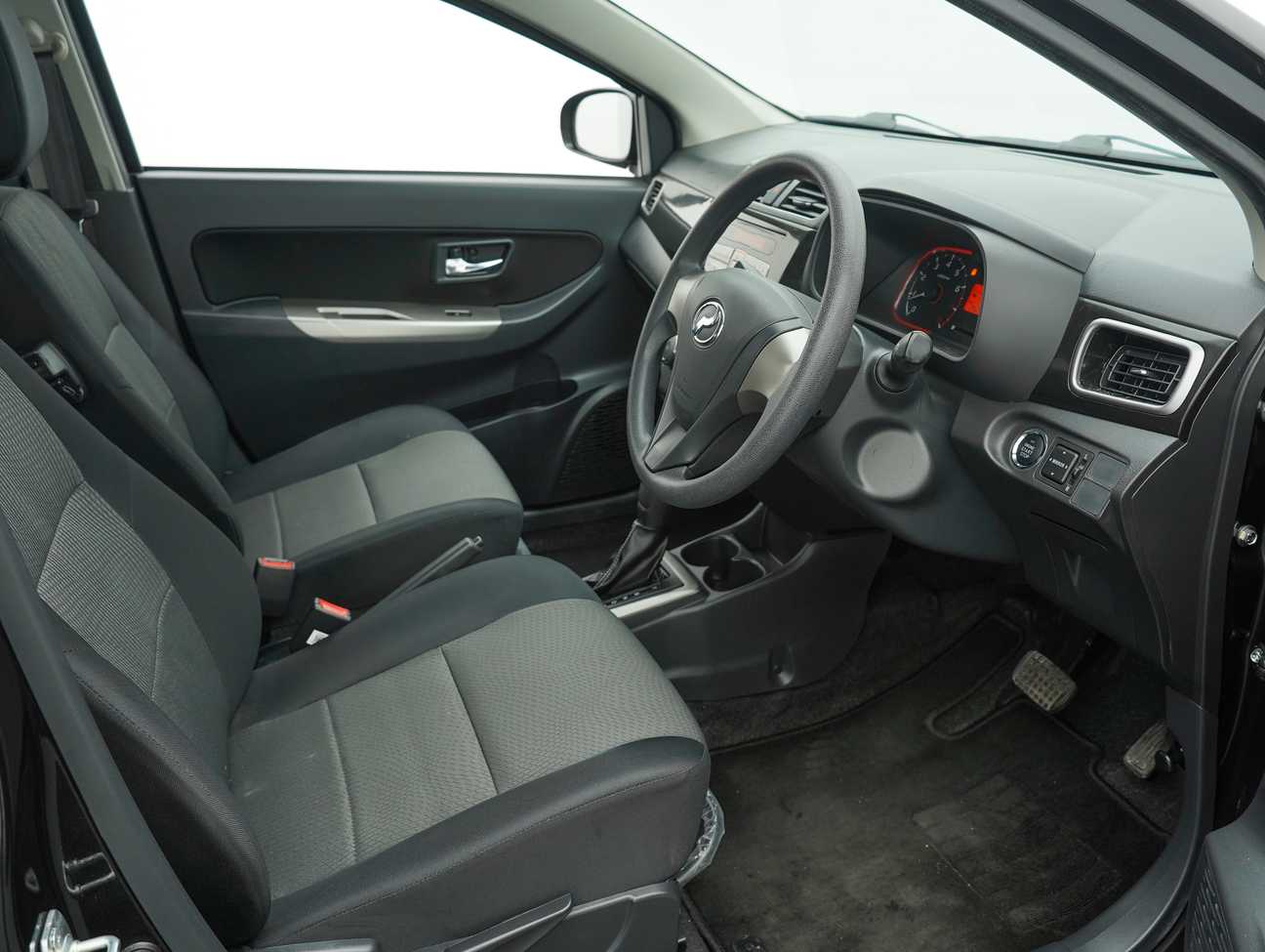 terpakai 2019 Perodua Bezza X Premium 1.3