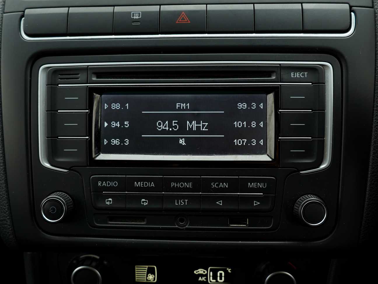 terpakai 2015 Volkswagen Polo  1.6