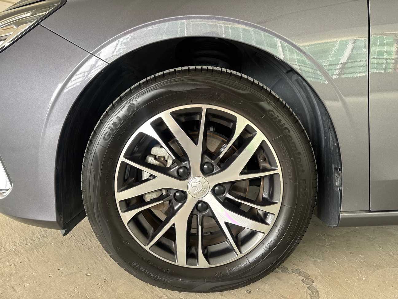 used 2024 Proton S70 Premium 1.5