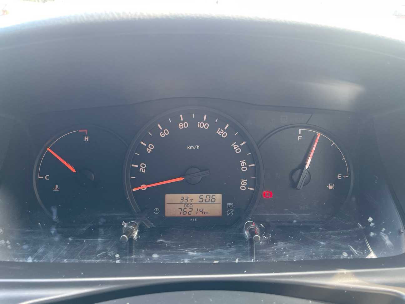 terpakai 2016 Toyota Hiace Window Van 2.5