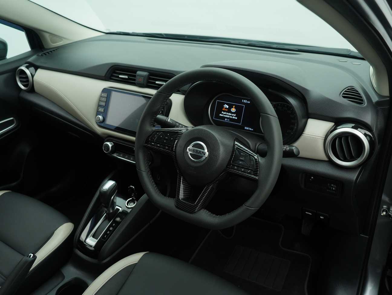 used 2021 Nissan Almera VLT 1.0