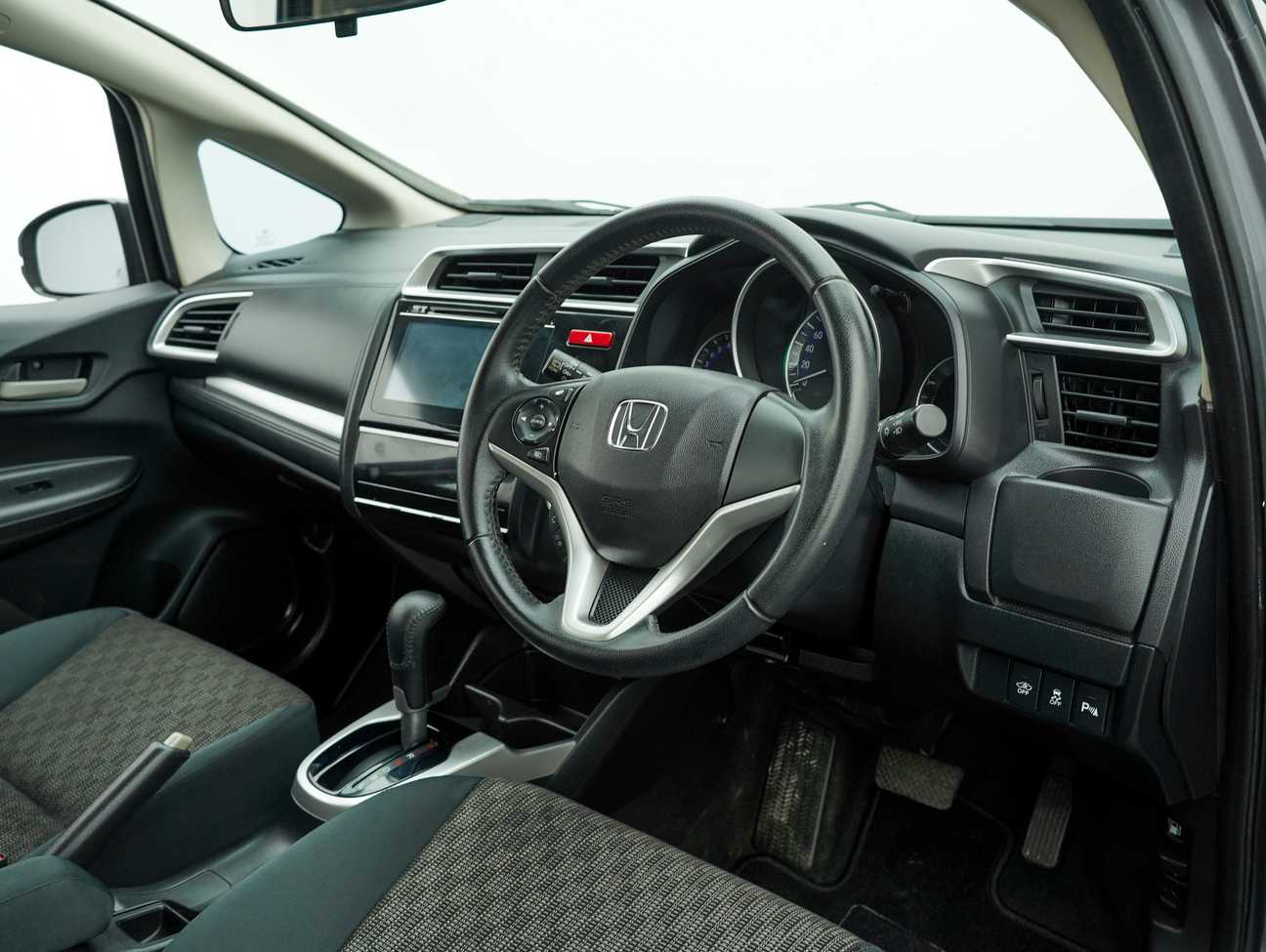 used 2016 Honda Jazz V 1.5