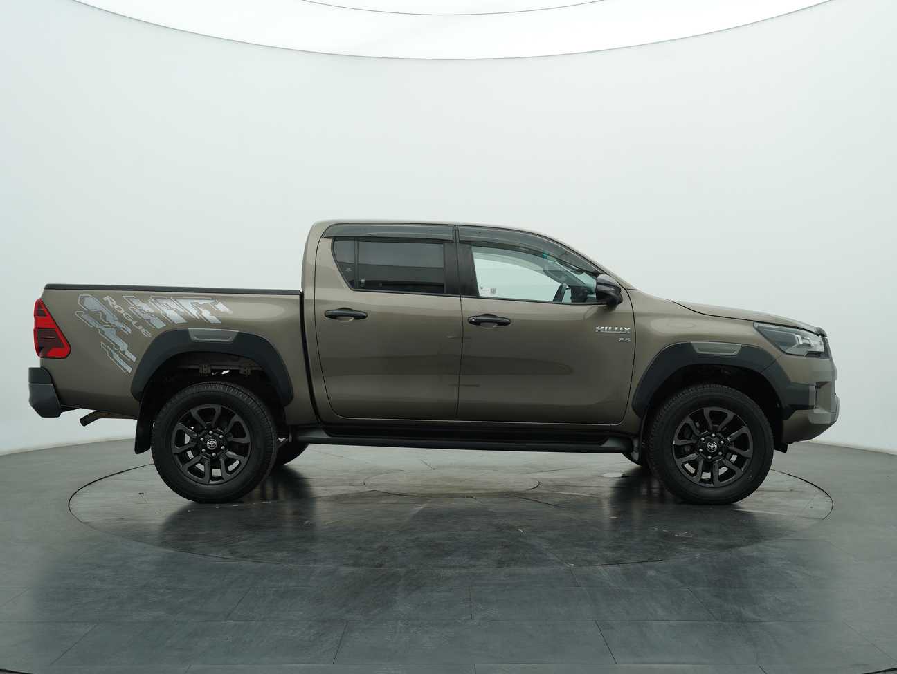 terpakai 2021 Toyota Hilux Rogue Dual Cab 2.8