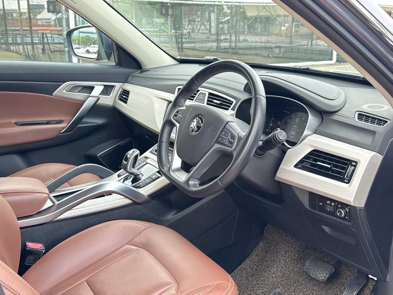 used 2020 Proton X70 Premium 1.8