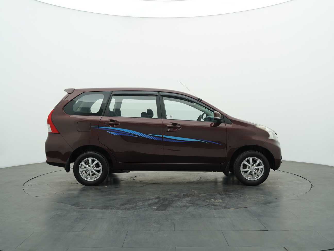 terpakai 2013 Toyota Avanza E 1.5